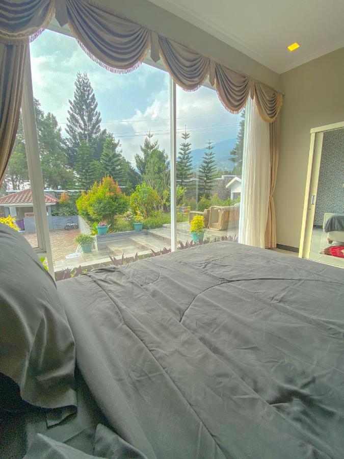 Villa Andalus 3 Puncak Extérieur photo
