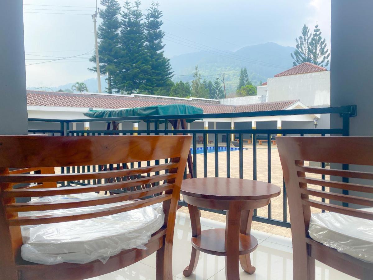 Villa Andalus 3 Puncak Extérieur photo